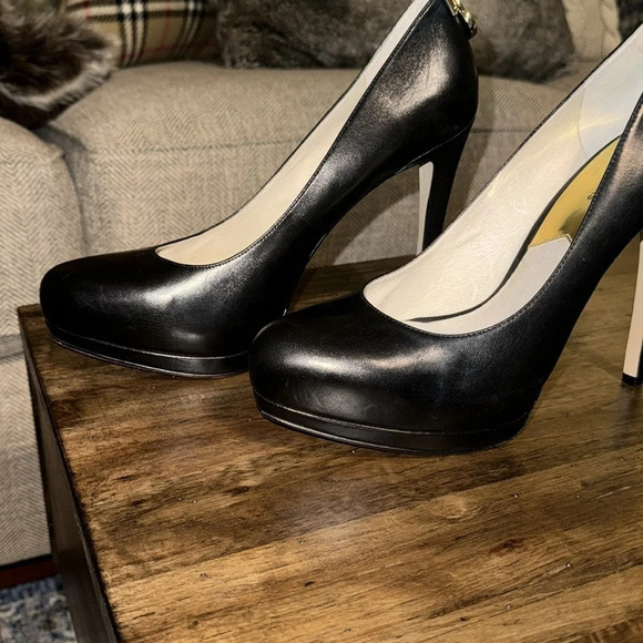 5” MK Michael Kors Designer Black Leather Hamilton 5” Pump Heels Shoes WMN 10M - Picture 13 of 16